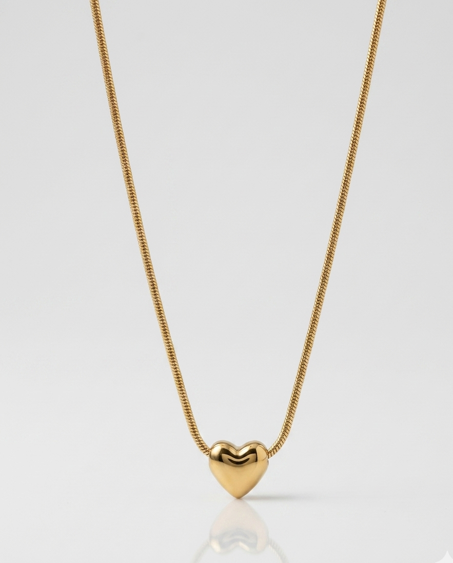Delicate heart pendant stainless steel 18k Gold plated